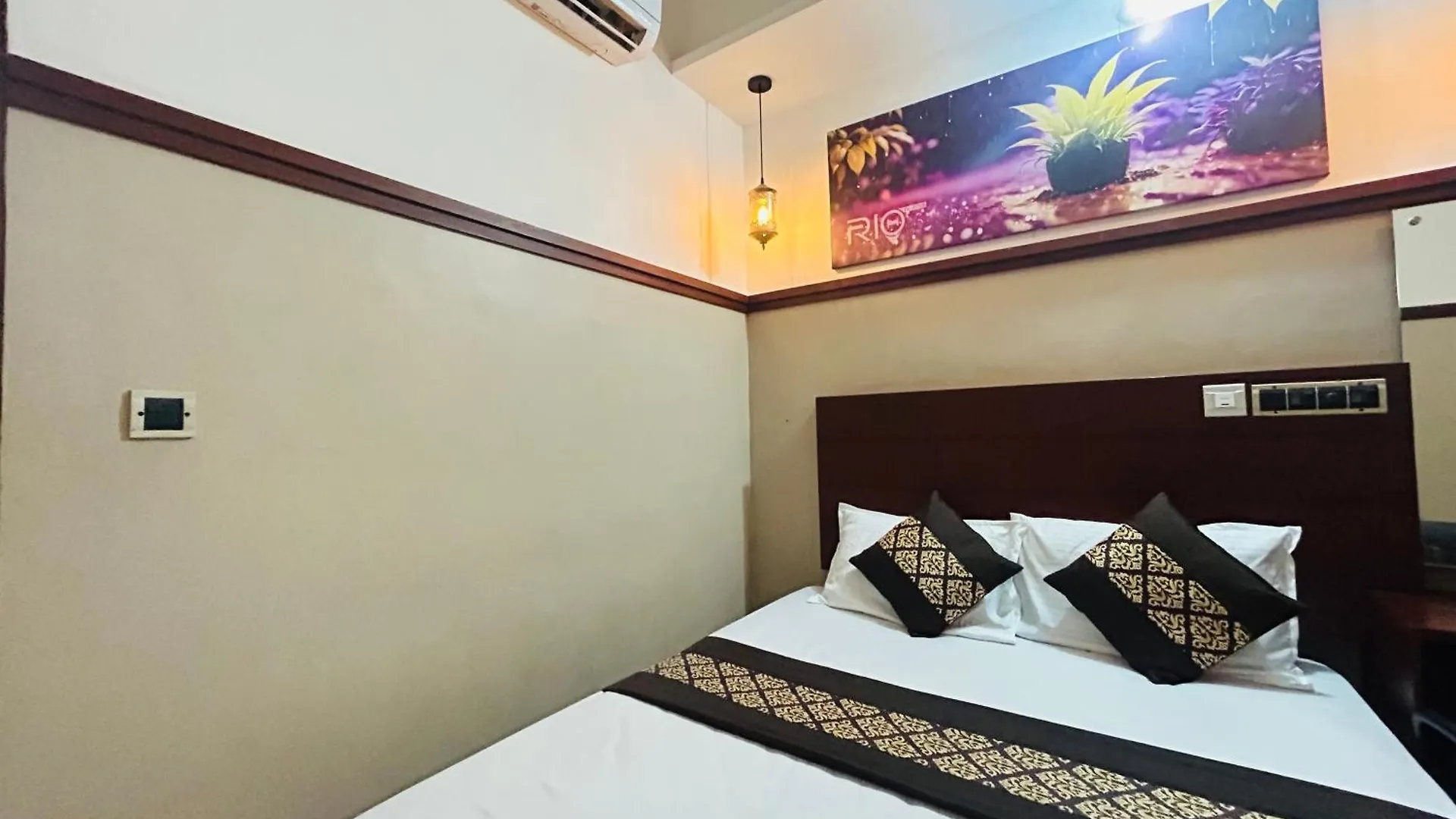 Rio Rooms Medical College Kozhikode Hotel