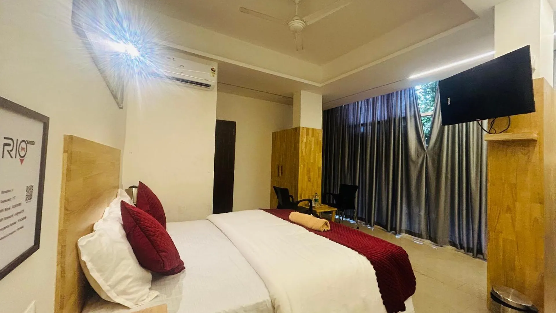 Hotel Rio Rooms Medical College Kozhikode