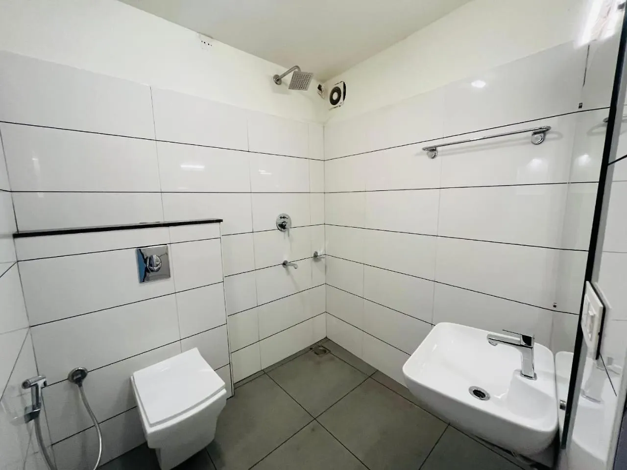 Hotel Rio Rooms Medical College Kozhikode