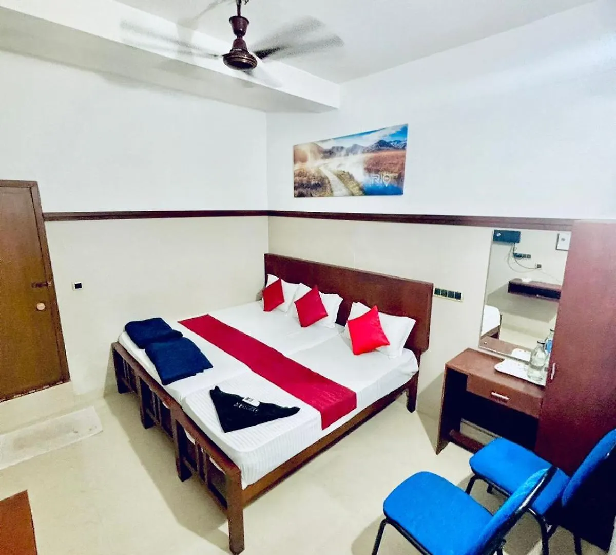 Rio Rooms Medical College Kozhikode 2*,