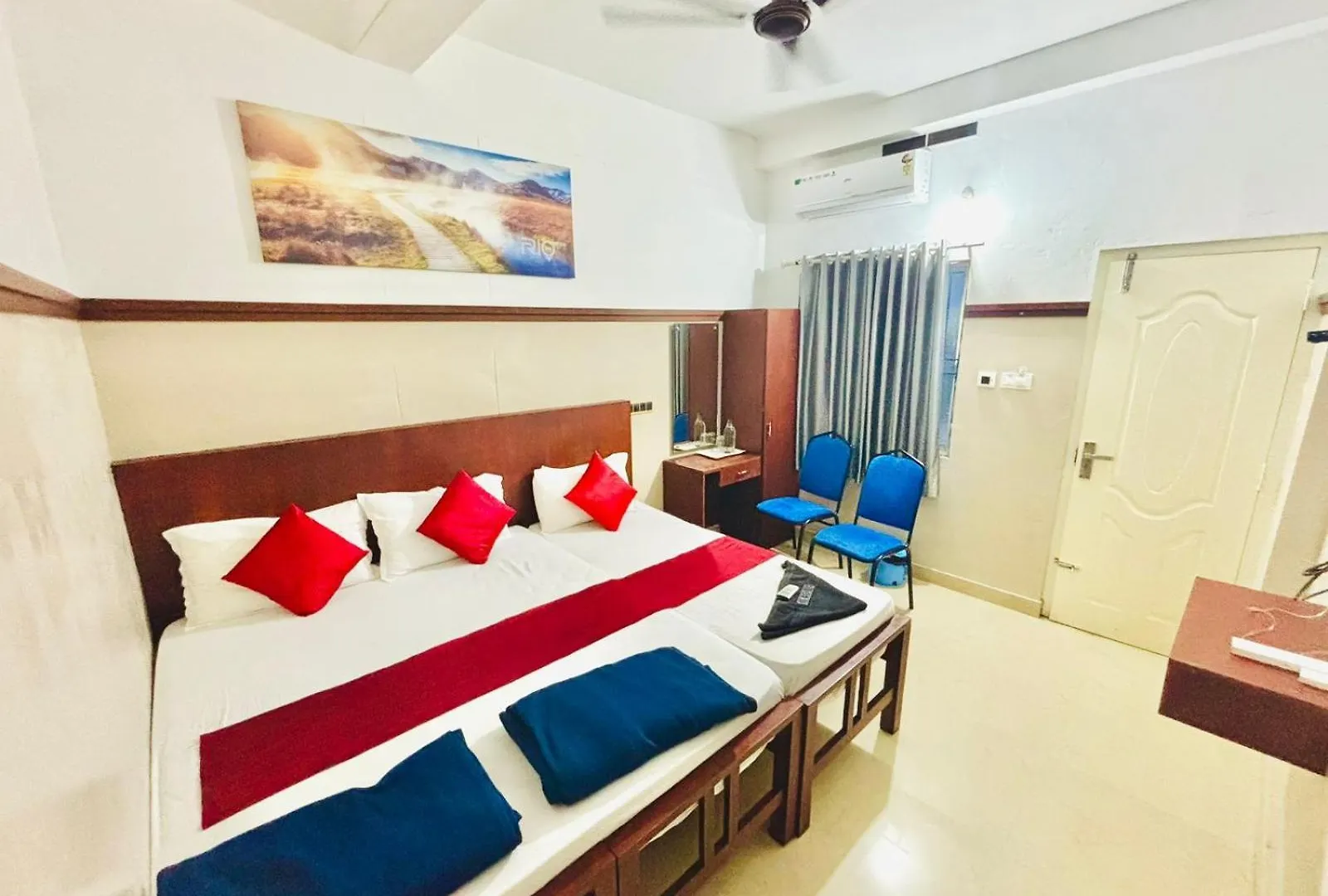 Rio Rooms Medical College Kozhikode Hotel